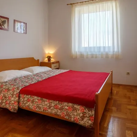 Josephine 2 Apartment Malinska